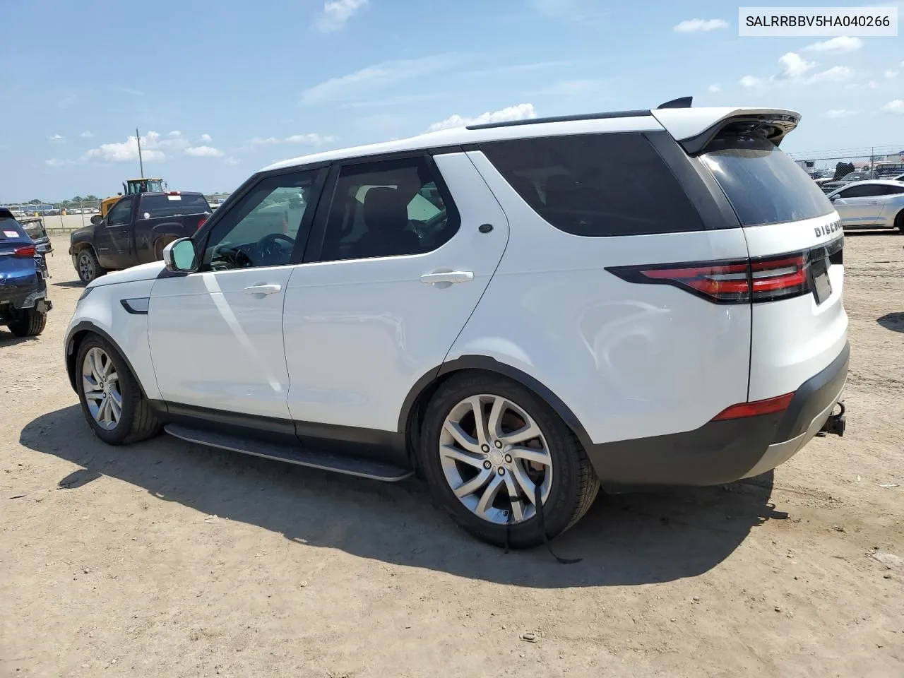 SALRRBBV5HA040266 2017 Land Rover Discovery Hse