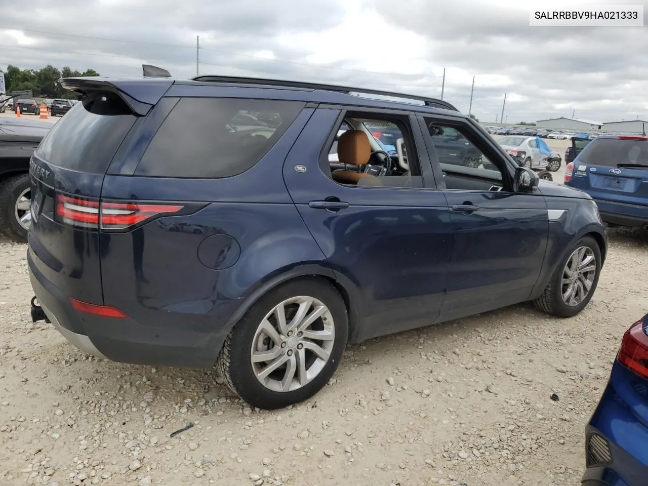 2017 Land Rover Discovery Hse VIN: SALRRBBV9HA021333 Lot: 70351064