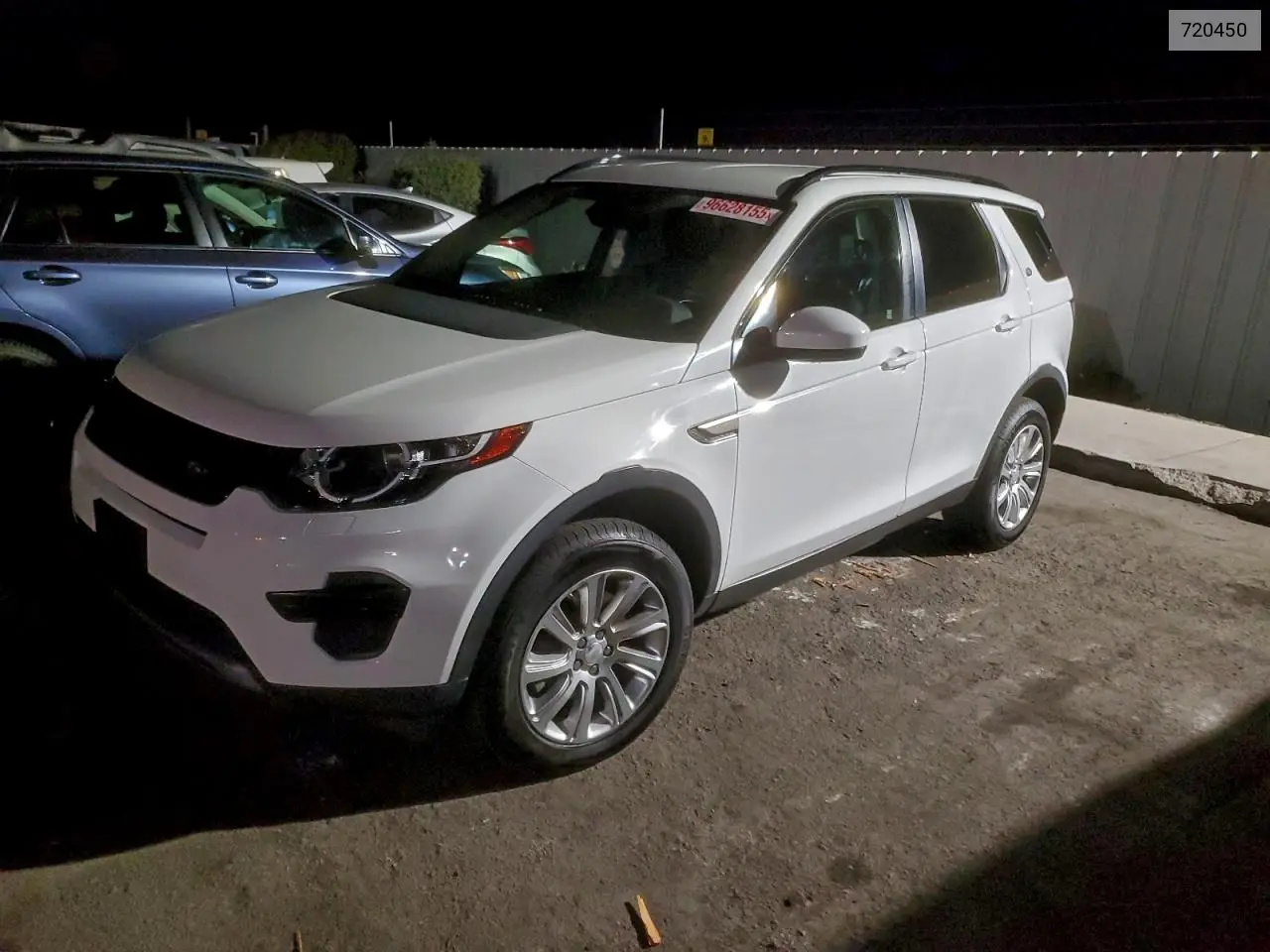720450 2017 Land Rover Discovery