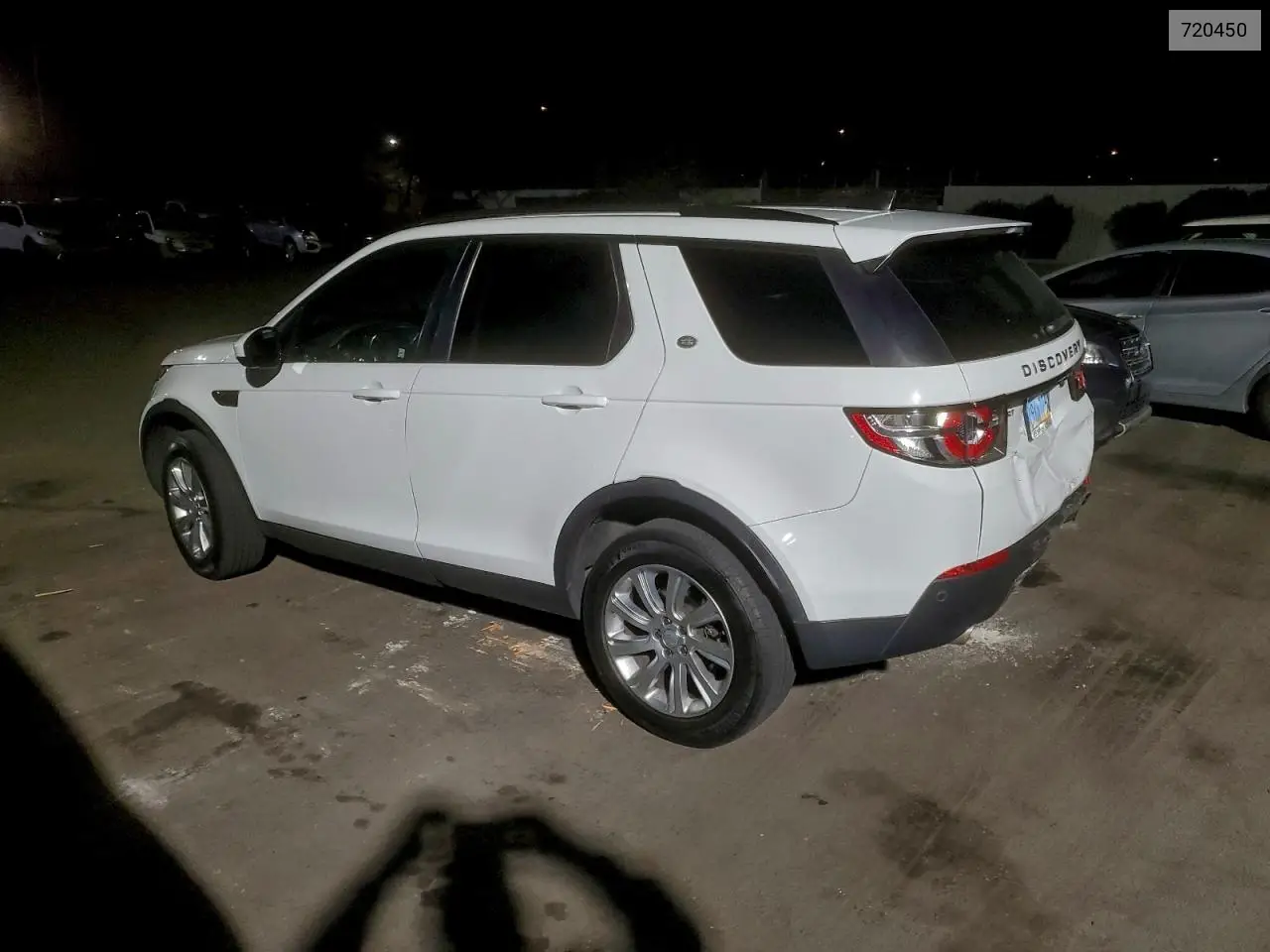 720450 2017 Land Rover Discovery