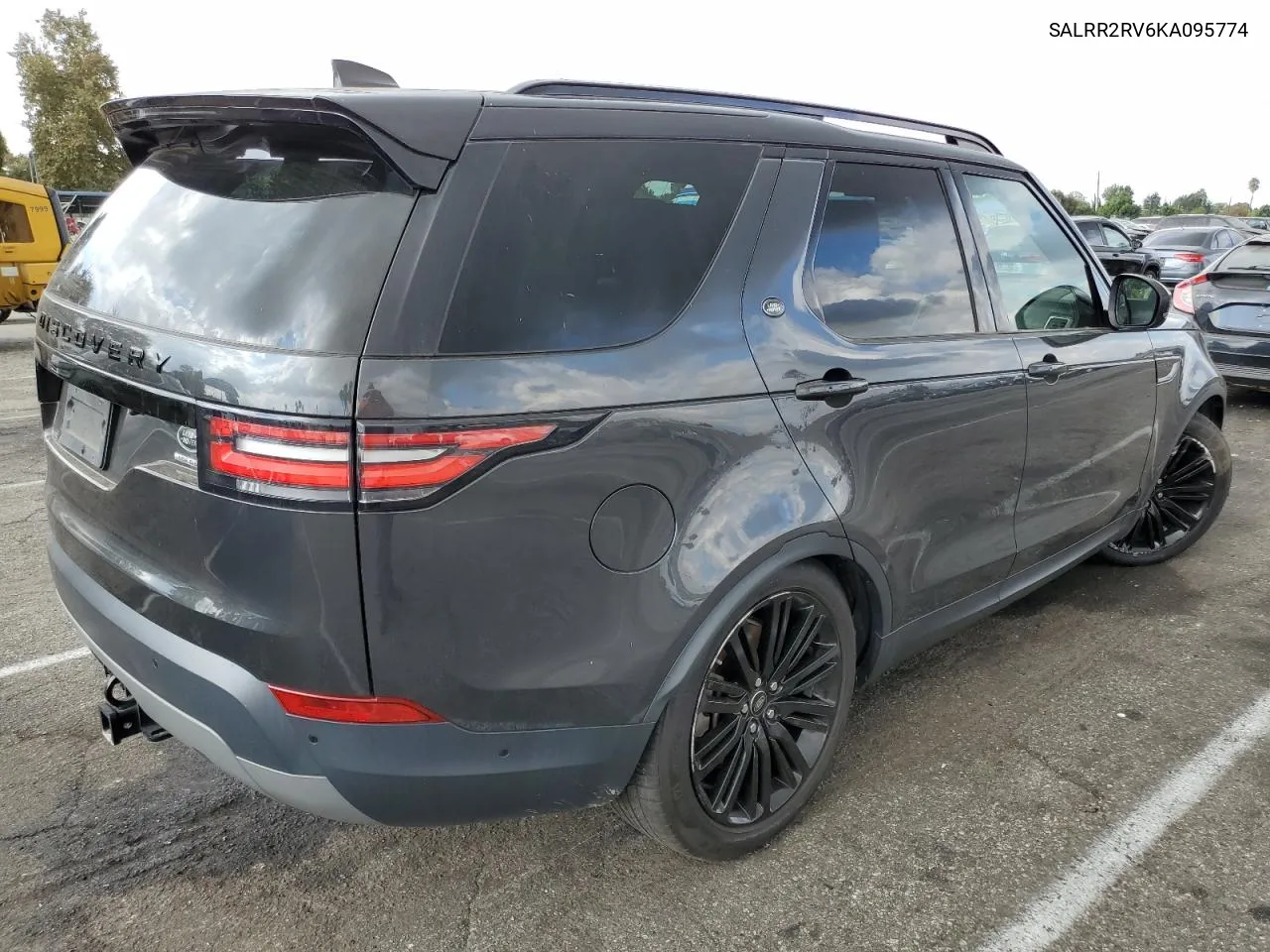 2019 Land Rover Discovery Hse VIN: SALRR2RV6KA095774 Lot: 69895214