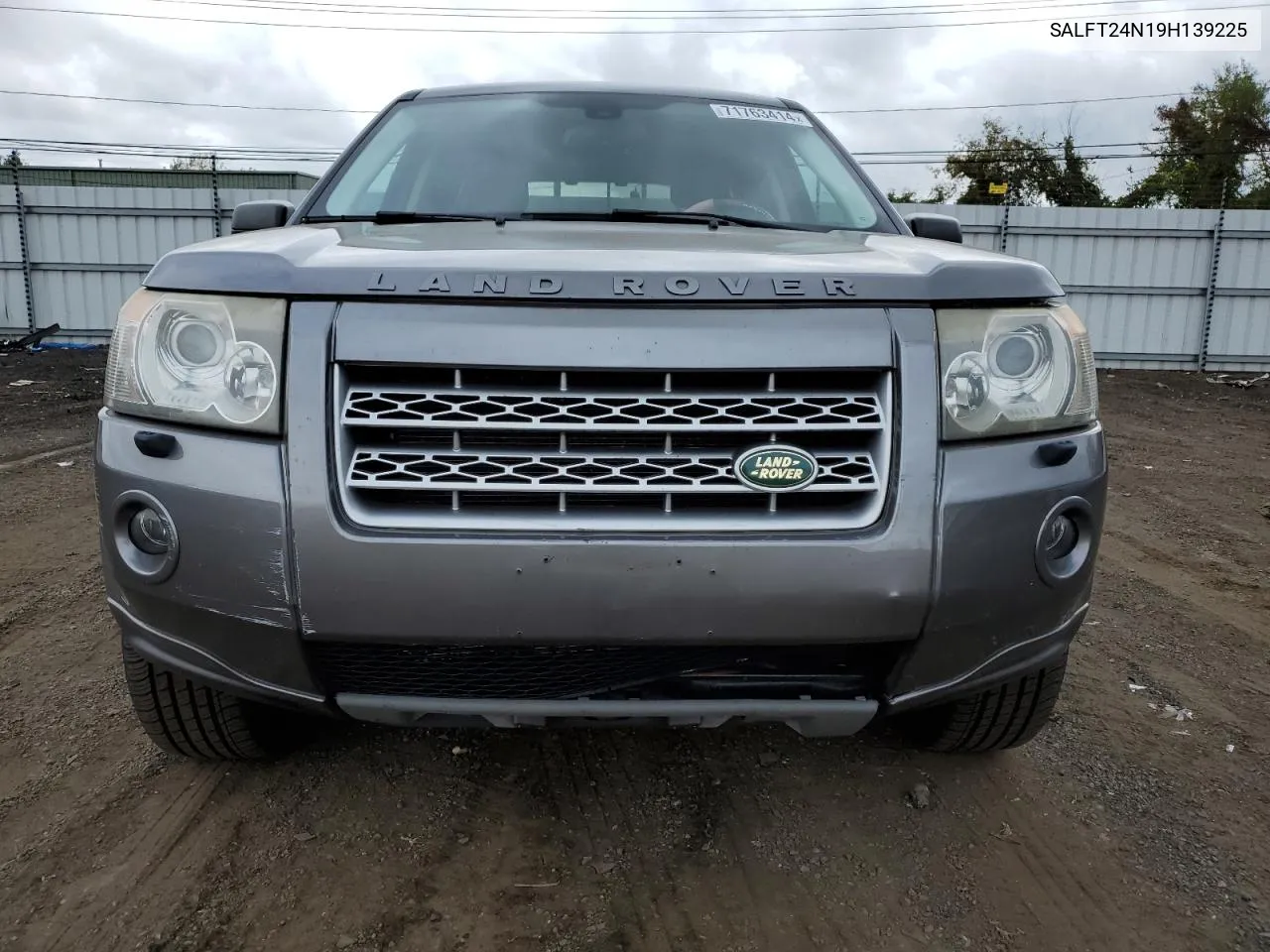 SALFT24N19H139225 2009 Land Rover Lr2 Hse Technology