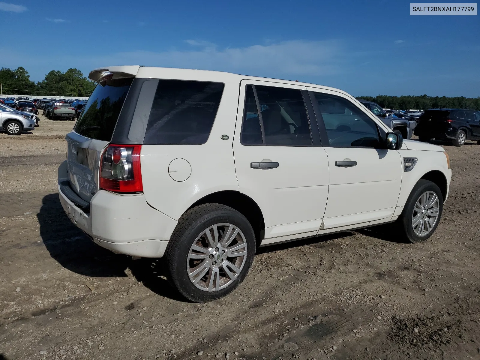 SALFT2BNXAH177799 2010 Land Rover Lr2 Hse Technology