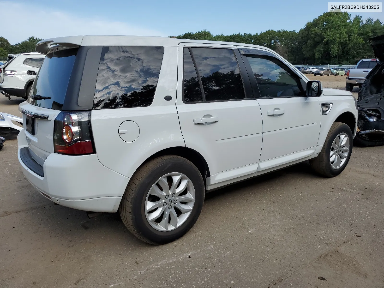 SALFR2BG9DH340205 2013 Land Rover Lr2 Hse