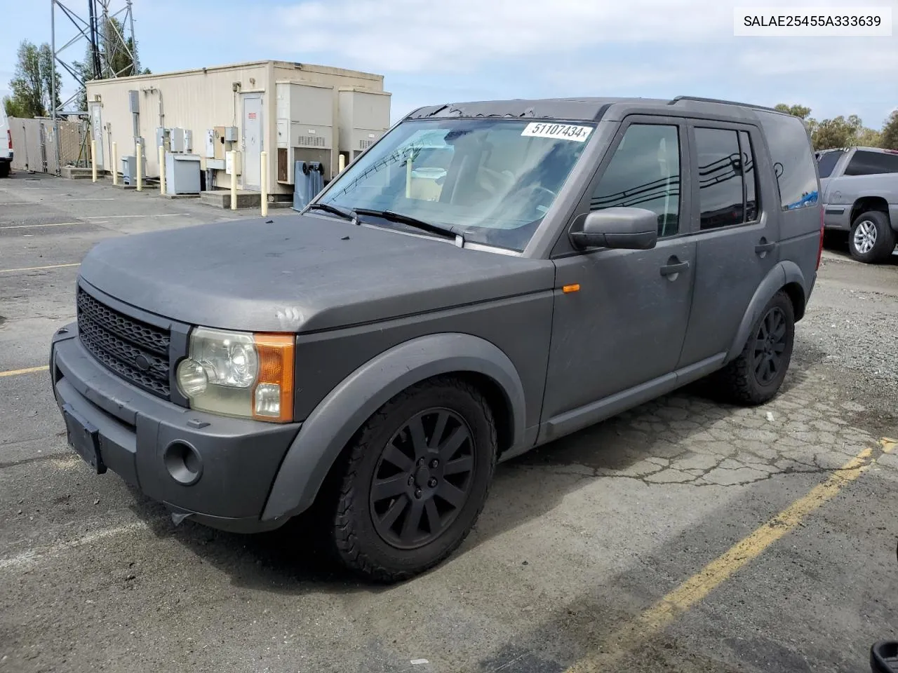 2005 Land Rover Lr3 Se VIN: SALAE25455A333639 Lot: 51107434