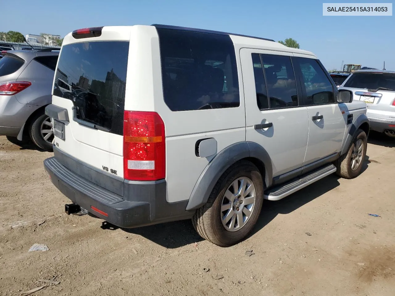 SALAE25415A314053 2005 Land Rover Lr3 Se