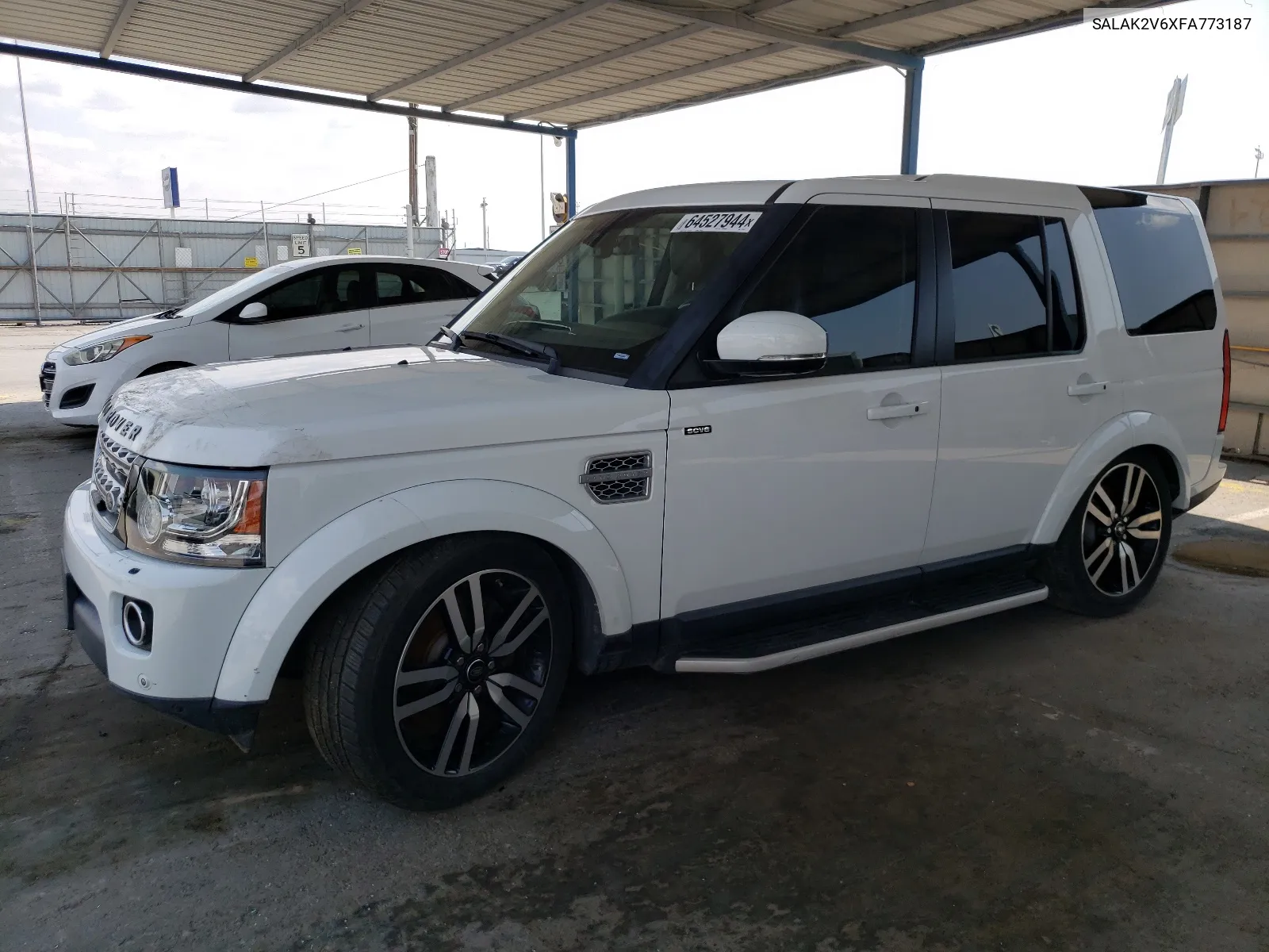 SALAK2V6XFA773187 2015 Land Rover Lr4 Hse Luxury