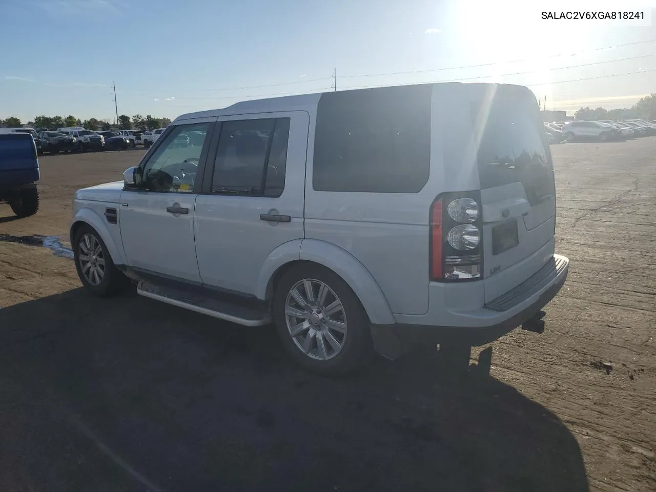 SALAC2V6XGA818241 2016 Land Rover Lr4