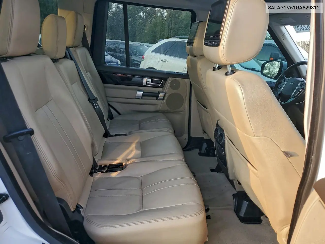 SALAG2V61GA829312 2016 Land Rover Lr4 Hse