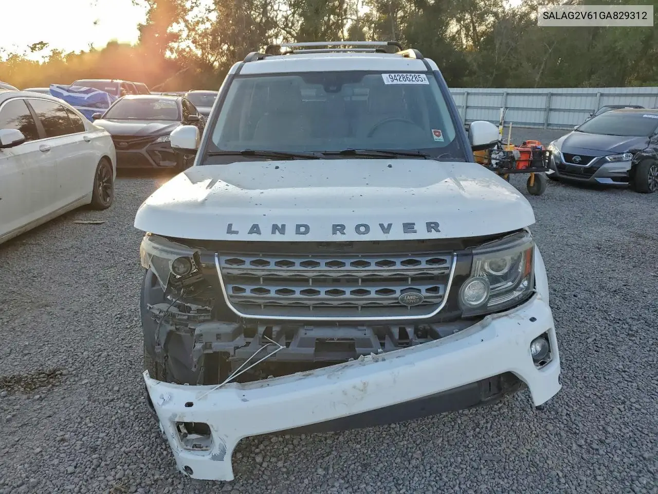 SALAG2V61GA829312 2016 Land Rover Lr4 Hse