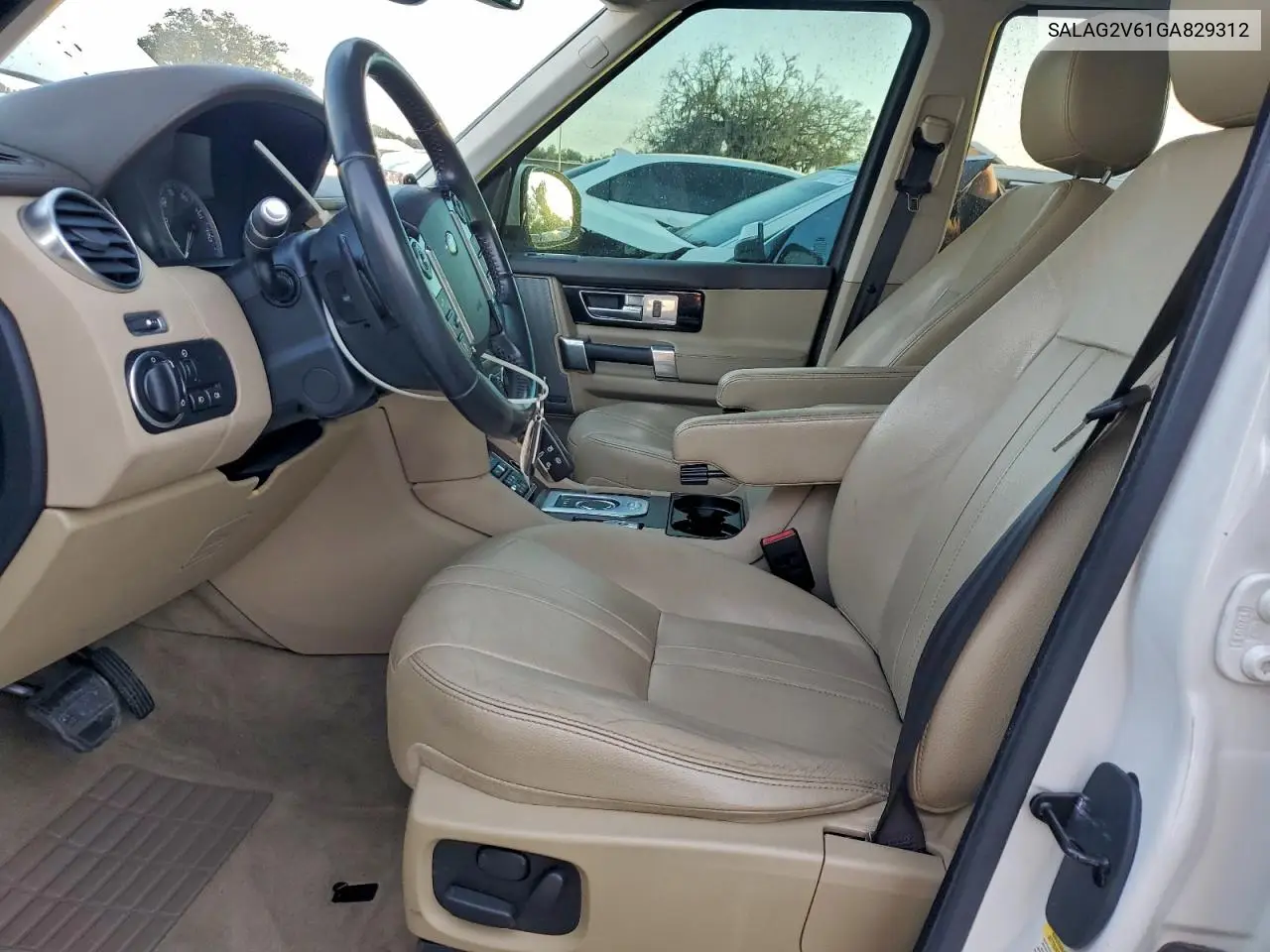 SALAG2V61GA829312 2016 Land Rover Lr4 Hse