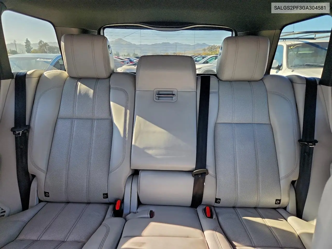 SALGS2PF3GA304581 2016 Land Rover Range Rover Hse