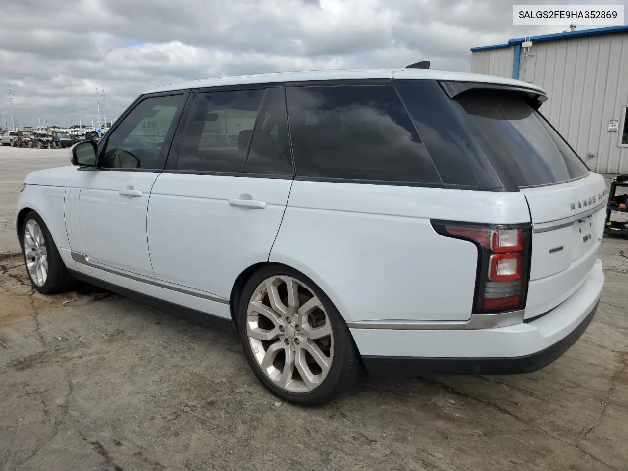 SALGS2FE9HA352869 2017 Land Rover Range Rover Supercharged