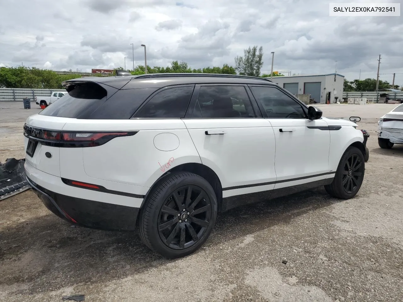 2019 Land Rover Range Rover Velar R-Dynamic Se VIN: SALYL2EX0KA792541 Lot: 58637554