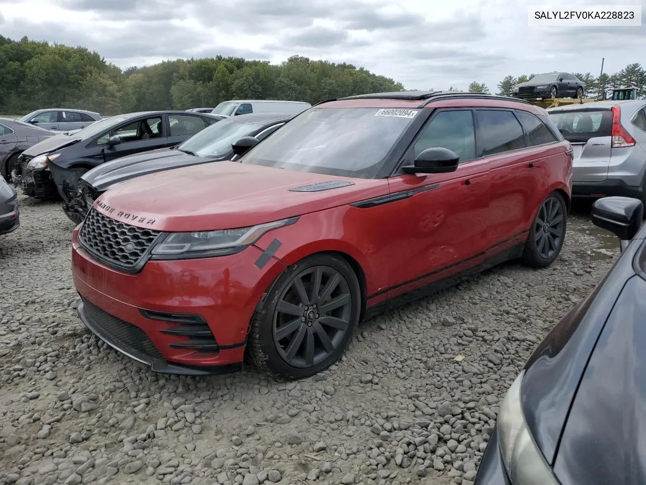 SALYL2FV0KA228823 2019 Land Rover Range Rover Velar R-Dynamic Se