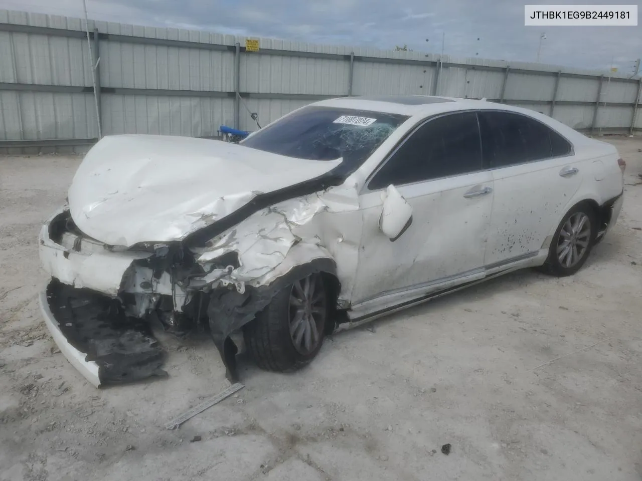 JTHBK1EG9B2449181 2011 Lexus Es 350