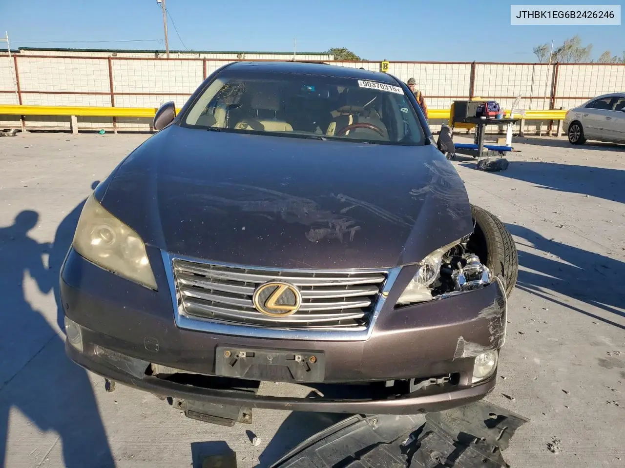 JTHBK1EG6B2426246 2011 Lexus Es 350