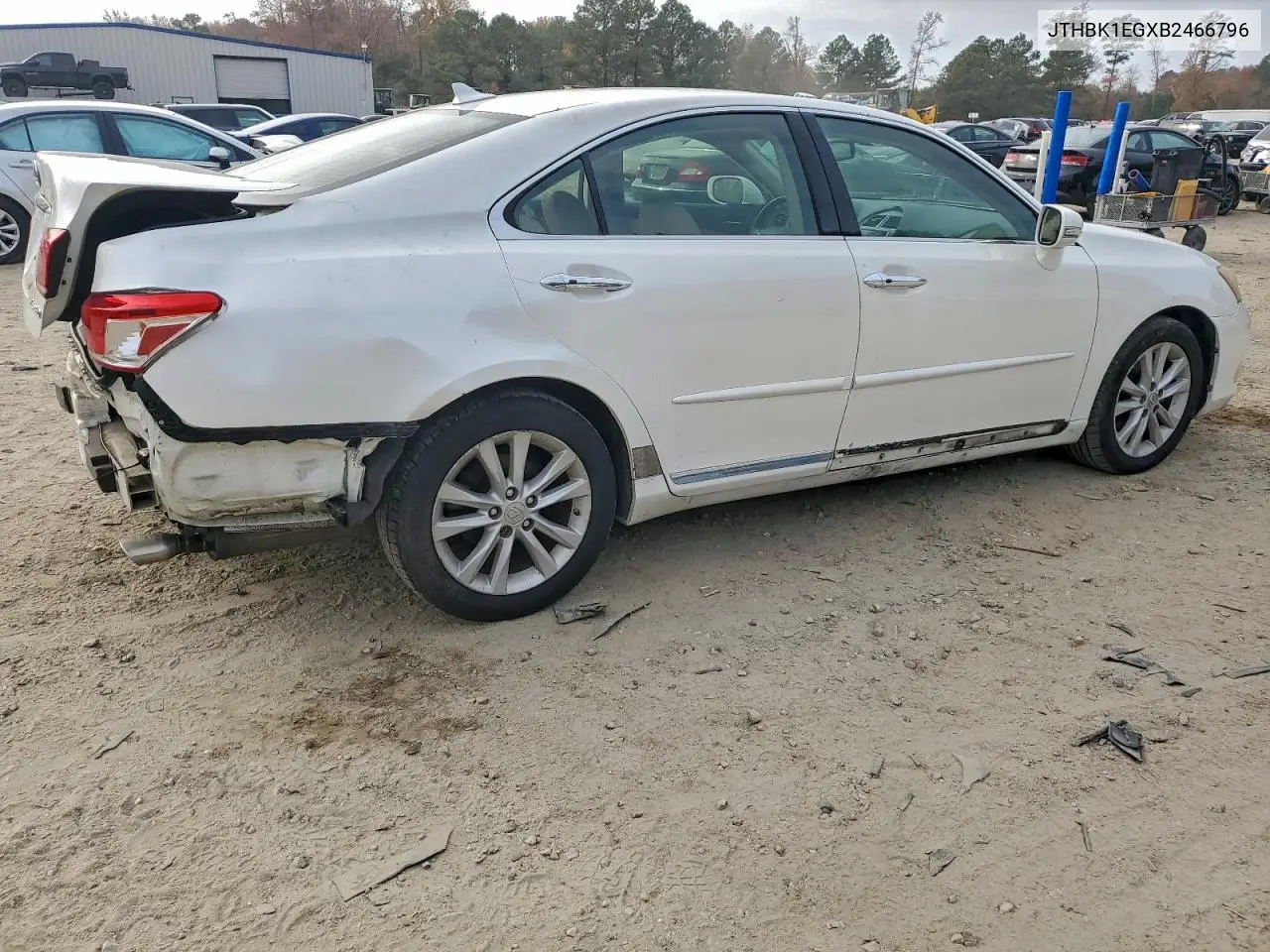 JTHBK1EGXB2466796 2011 Lexus Es 350