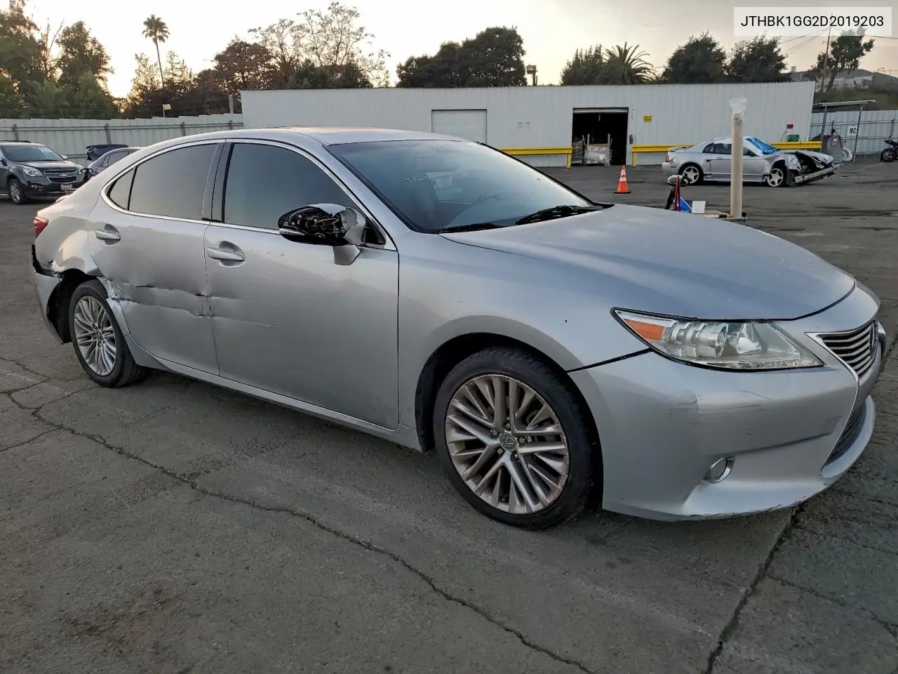 JTHBK1GG2D2019203 2013 Lexus Es 350