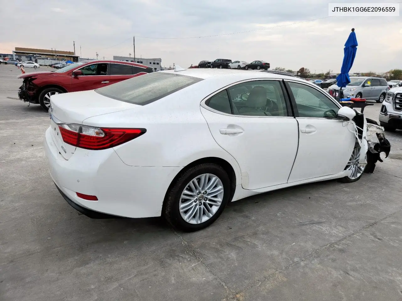 JTHBK1GG6E2096559 2014 Lexus Es 350