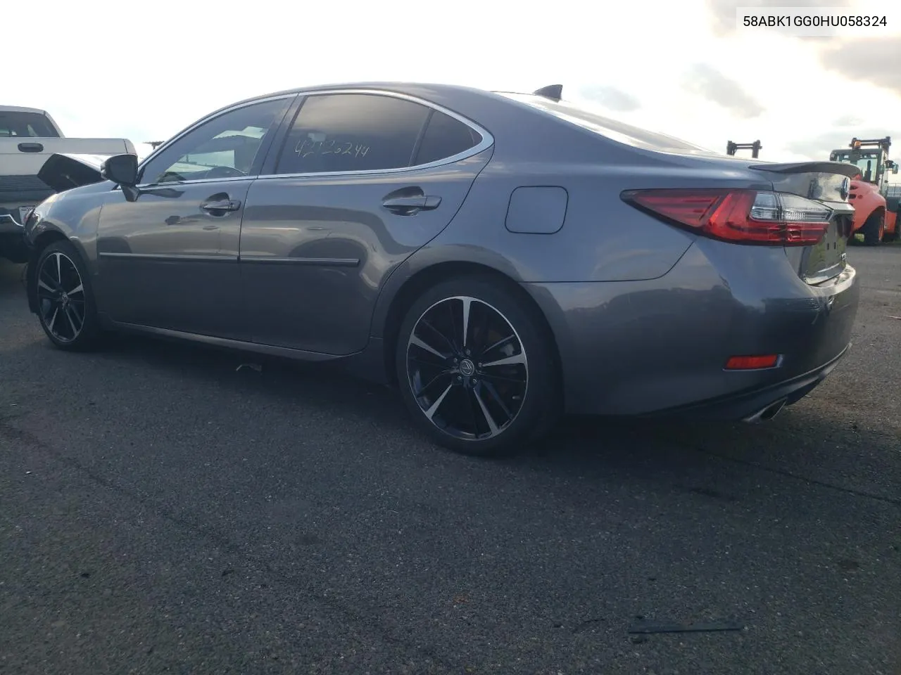 Auction sale of the 2017 Lexus ES , vin: 58ABK1GG0HU058324, lot number: 42126244