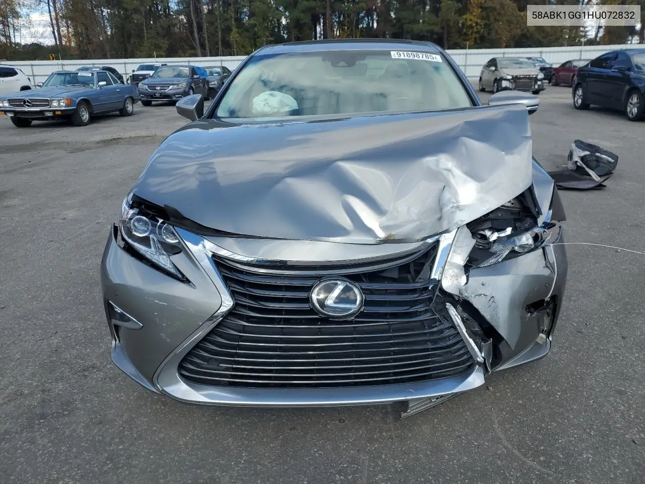 58ABK1GG1HU072832 2017 Lexus Es 350