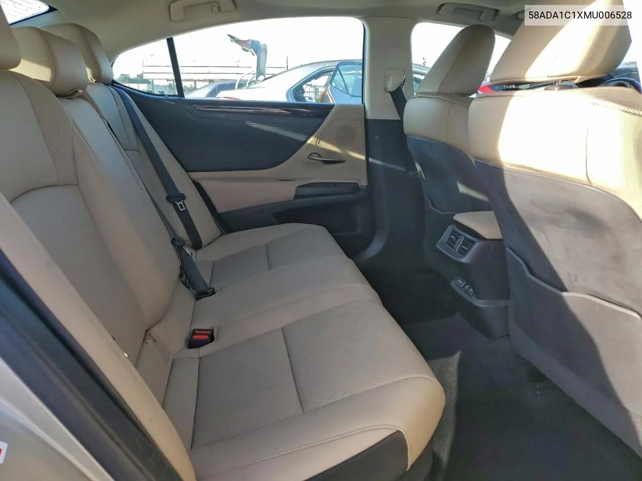 58ADA1C1XMU006528 2021 Lexus Es 300H