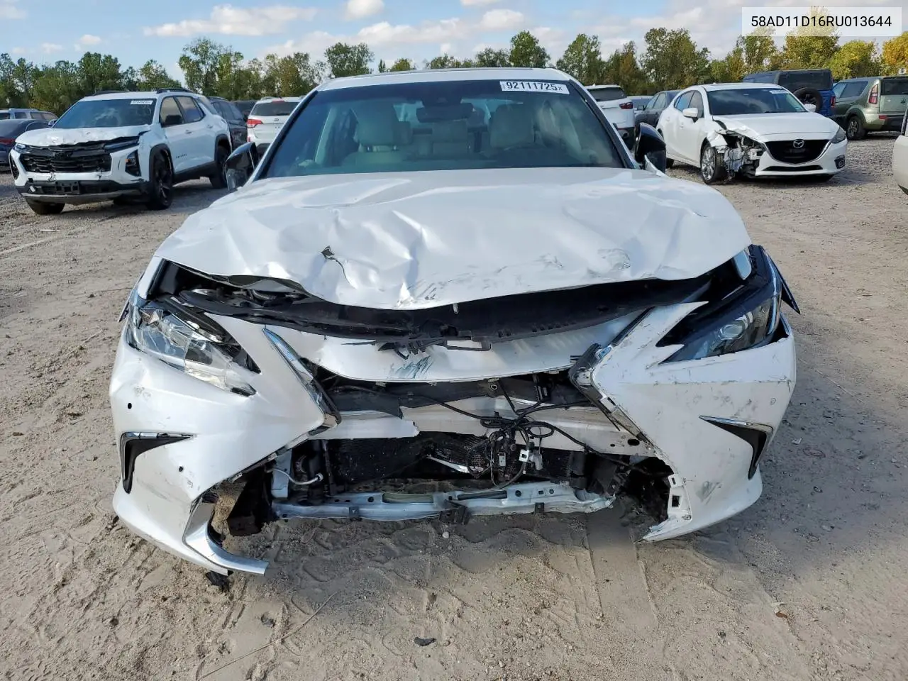 58AD11D16RU013644 2024 Lexus Es 250 Base