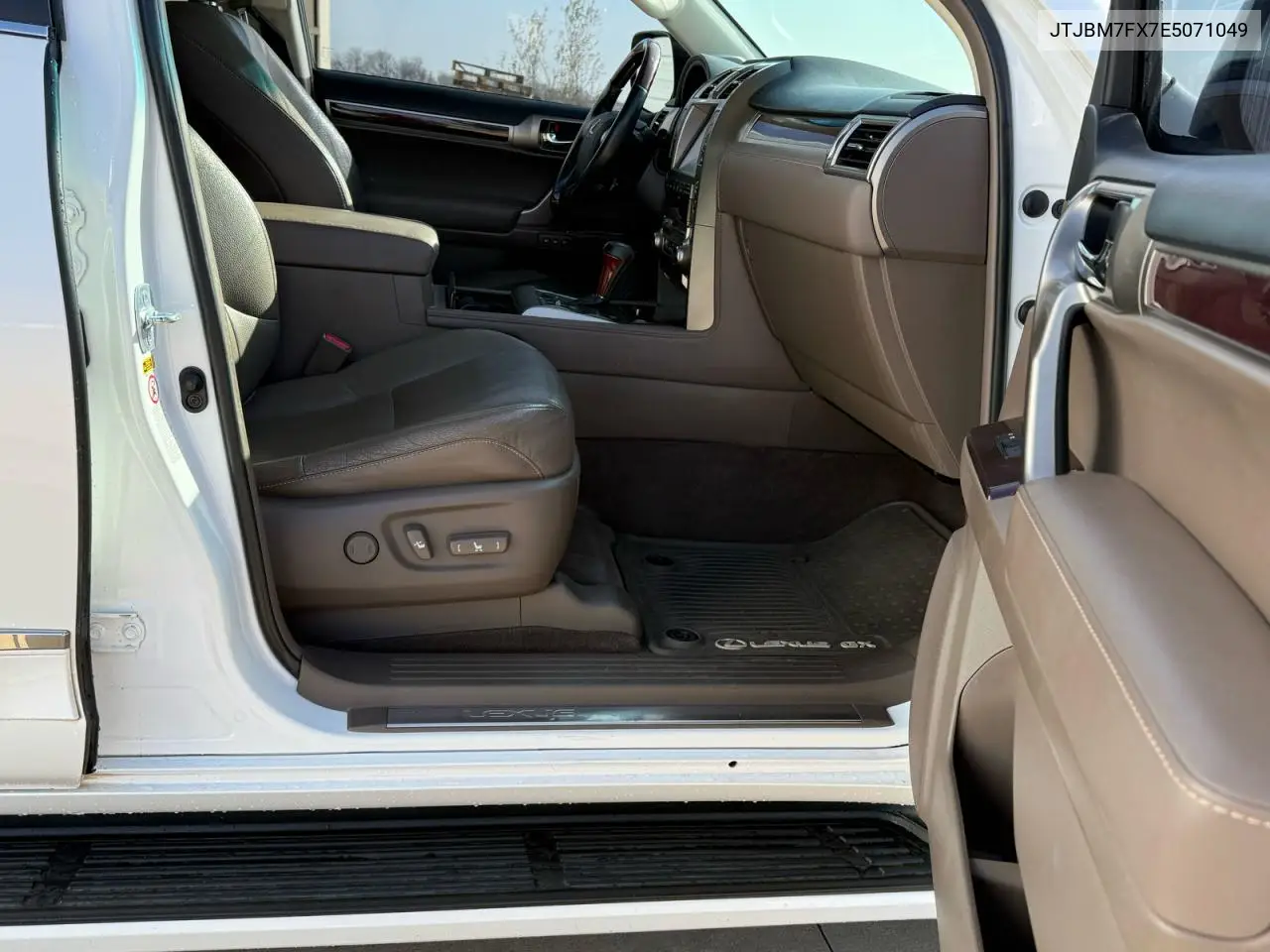 JTJBM7FX7E5071049 2014 Lexus Gx 460