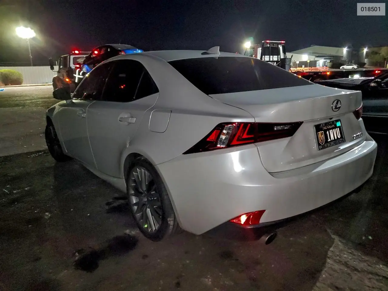 018501 2016 Lexus Is 200T