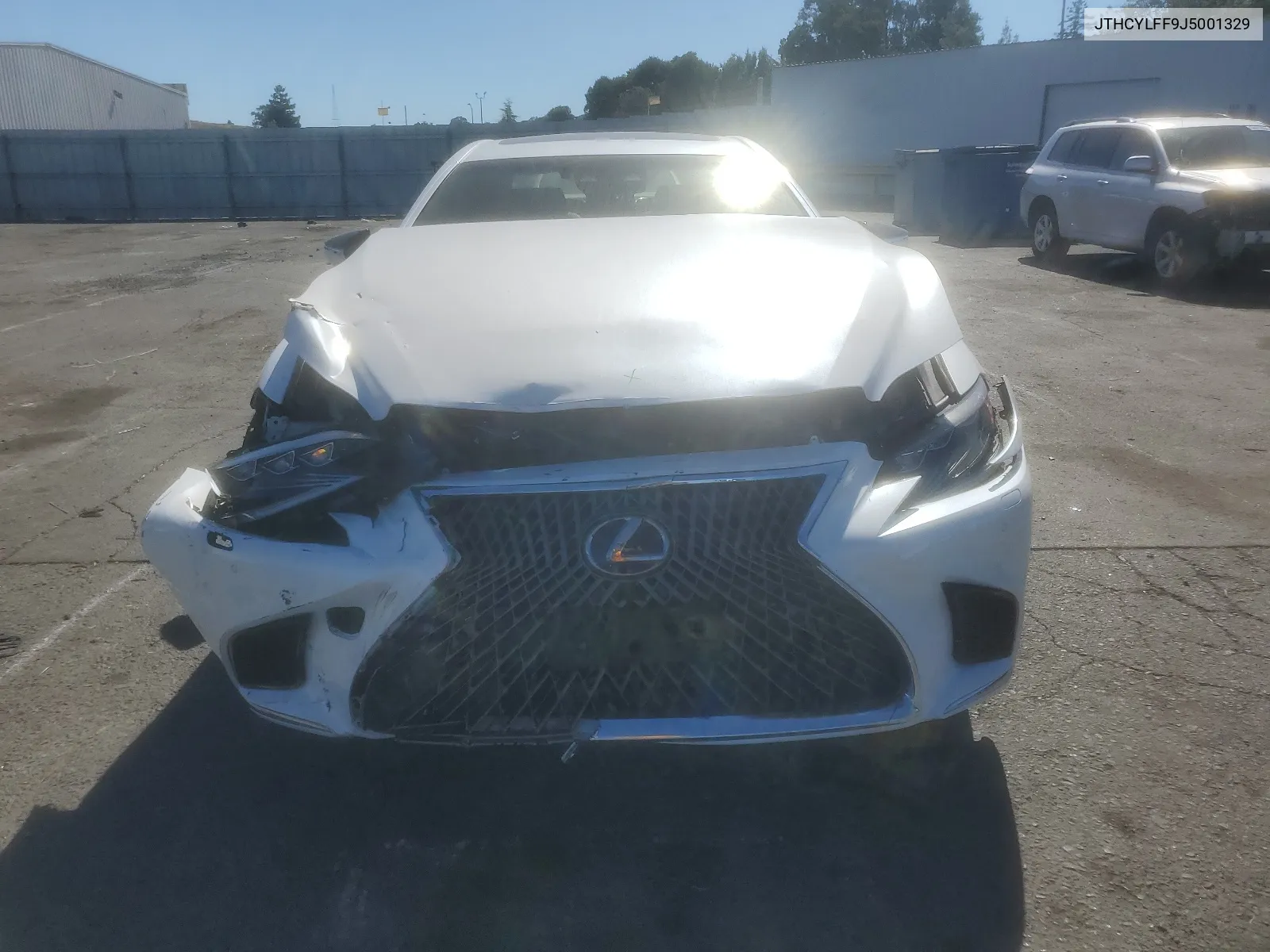 JTHCYLFF9J5001329 2018 Lexus Ls 500H