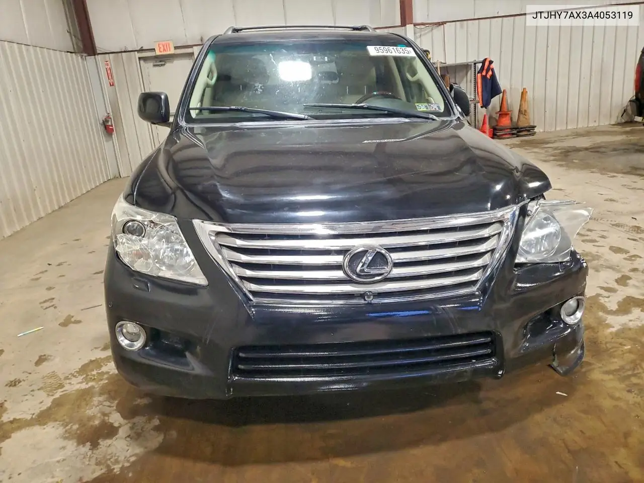 JTJHY7AX3A4053119 2010 Lexus Lx 570
