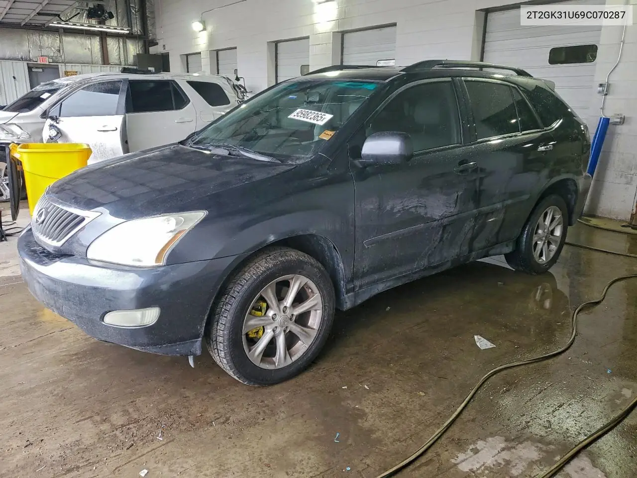 2T2GK31U69C070287 2009 Lexus Rx 350