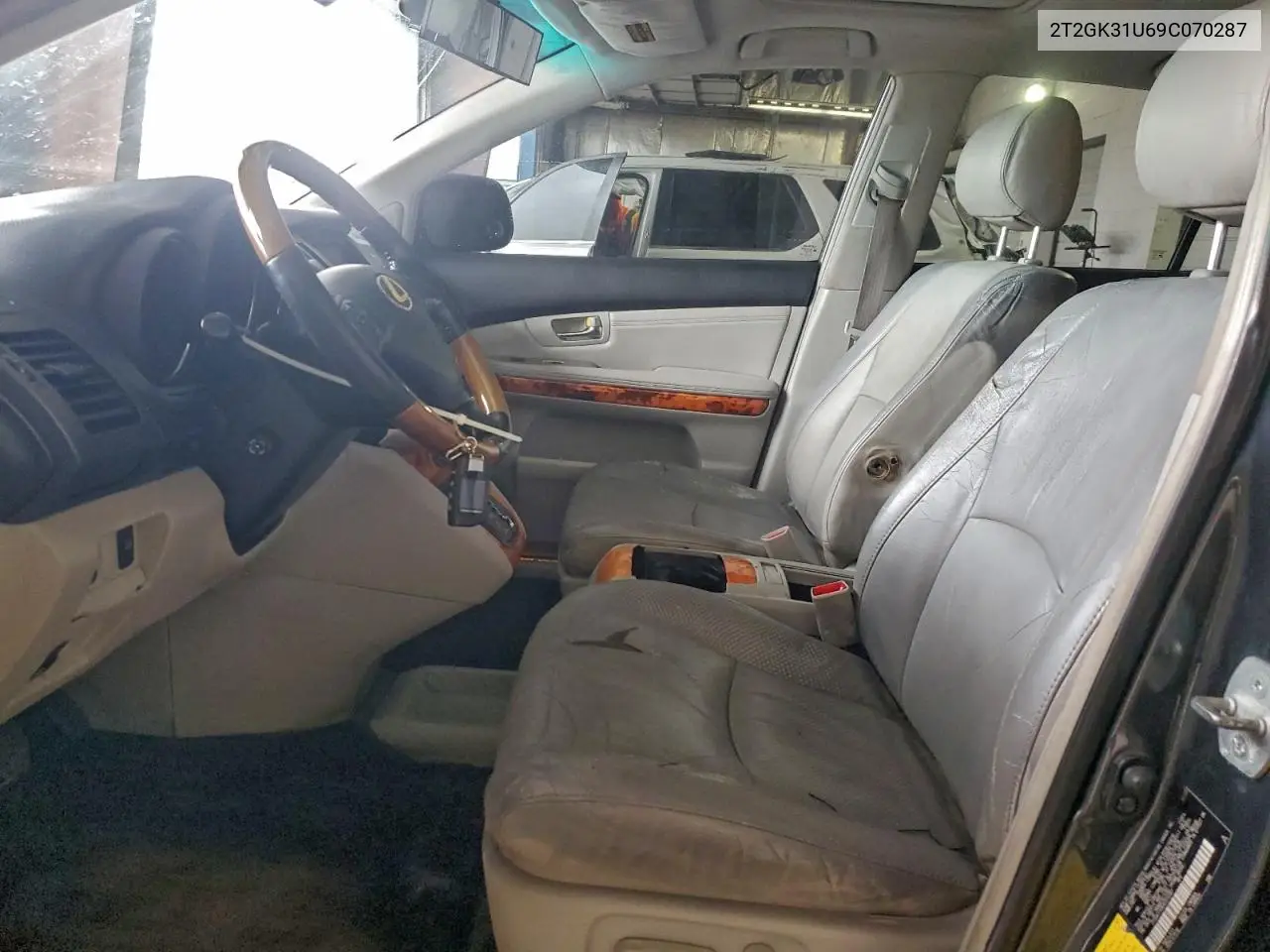 2T2GK31U69C070287 2009 Lexus Rx 350