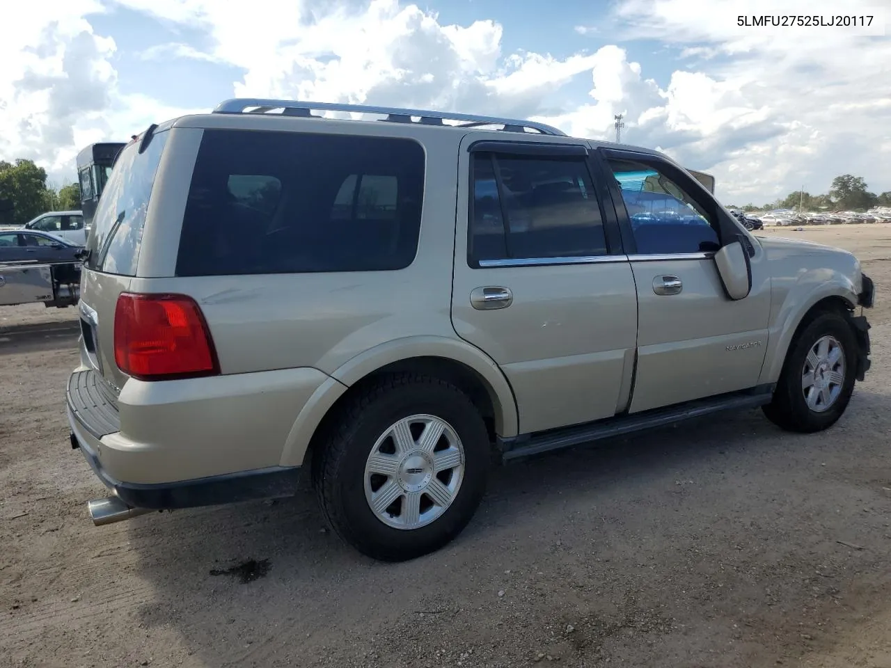 5LMFU27525LJ20117 2005 Lincoln Navigator