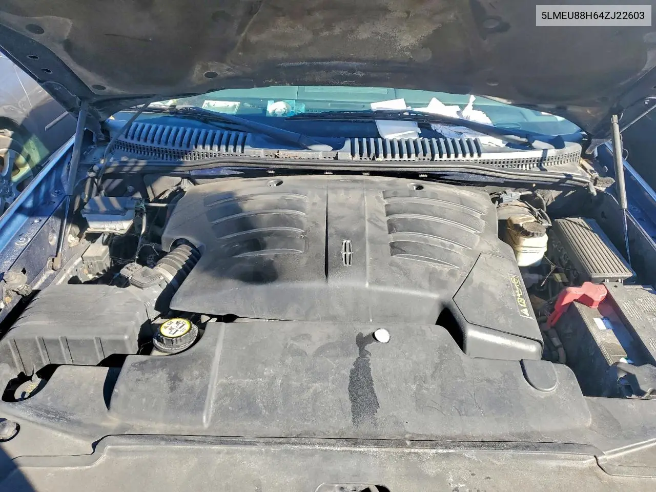 5LMEU88H64ZJ22603 2004 Lincoln Aviator