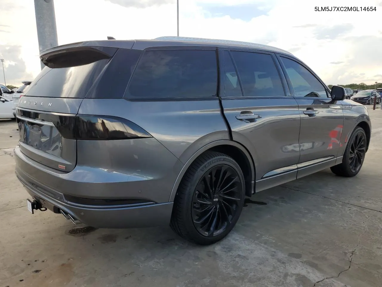 5LM5J7XC2MGL14654 2021 Lincoln Aviator Reserve