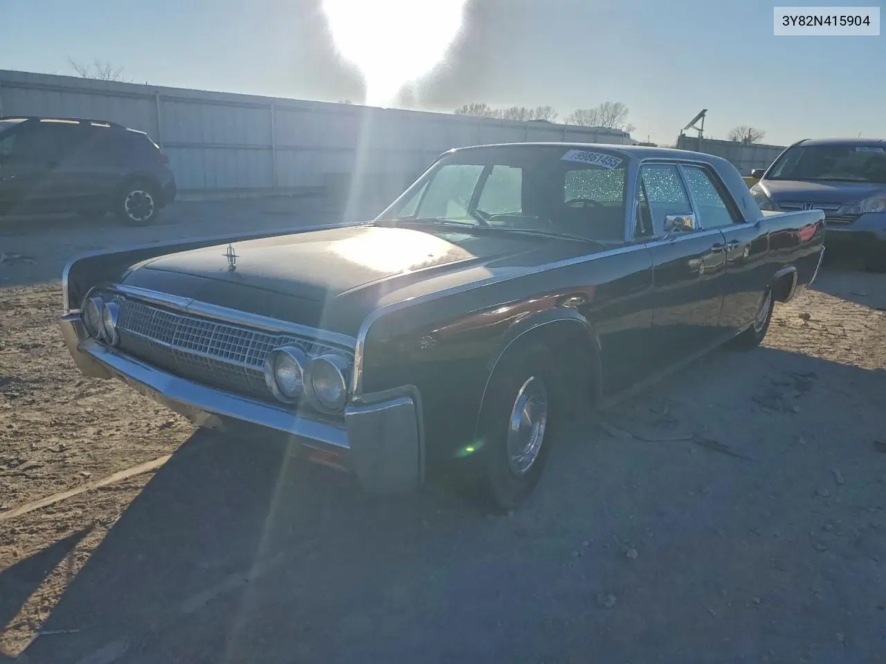 3Y82N415904 1963 Lincoln Continenta