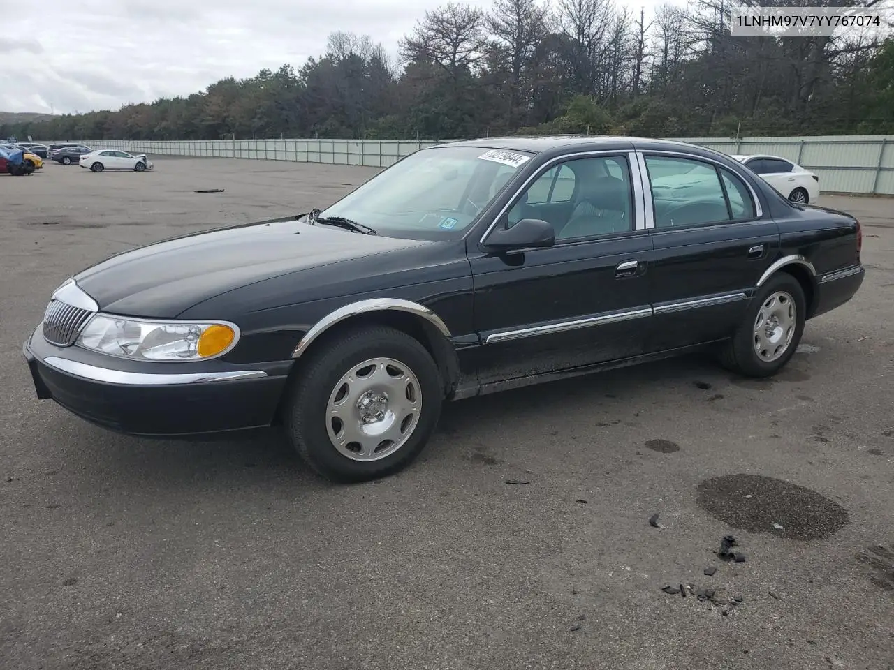 1LNHM97V7YY767074 2000 Lincoln Continental