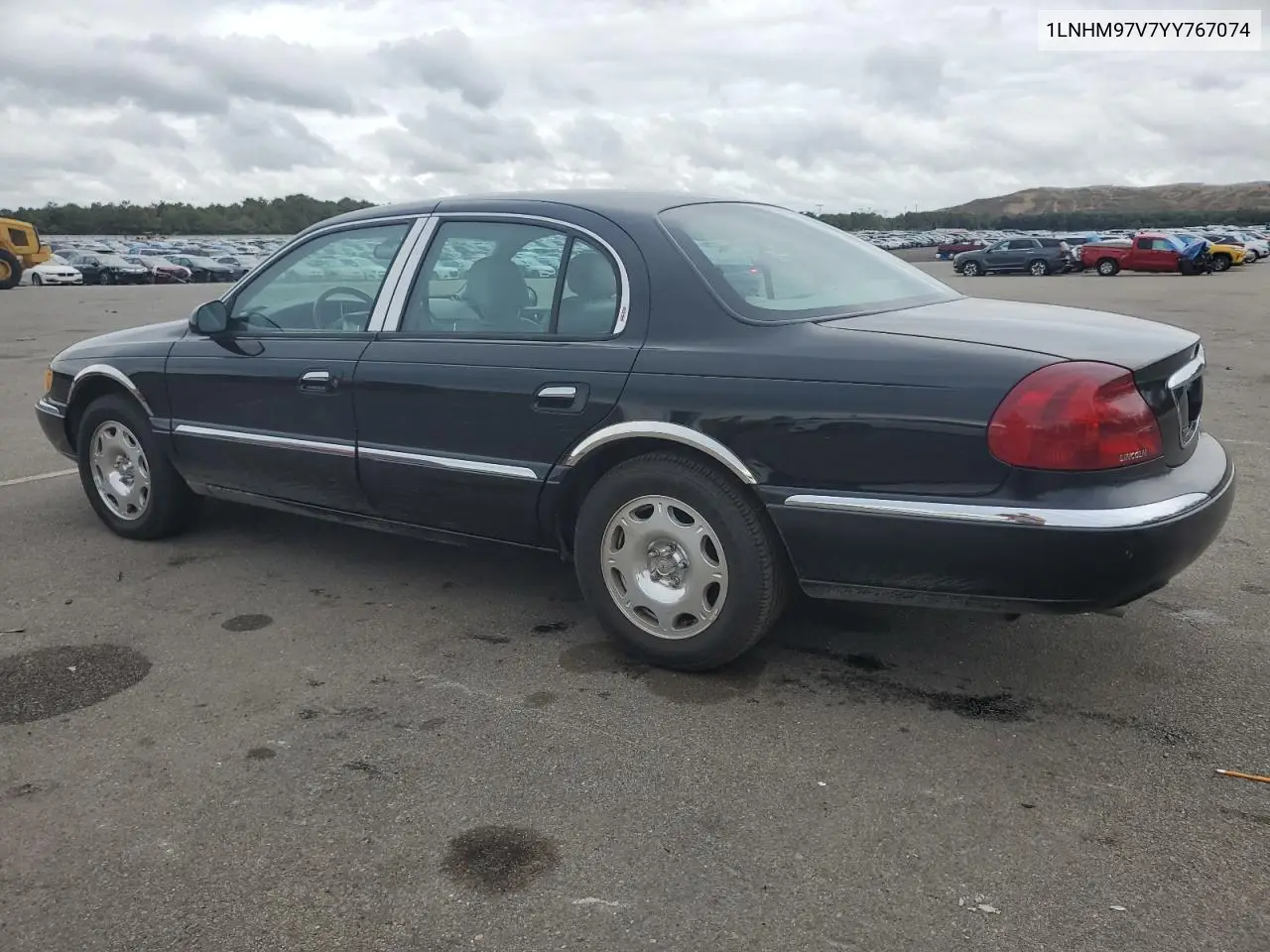 1LNHM97V7YY767074 2000 Lincoln Continental
