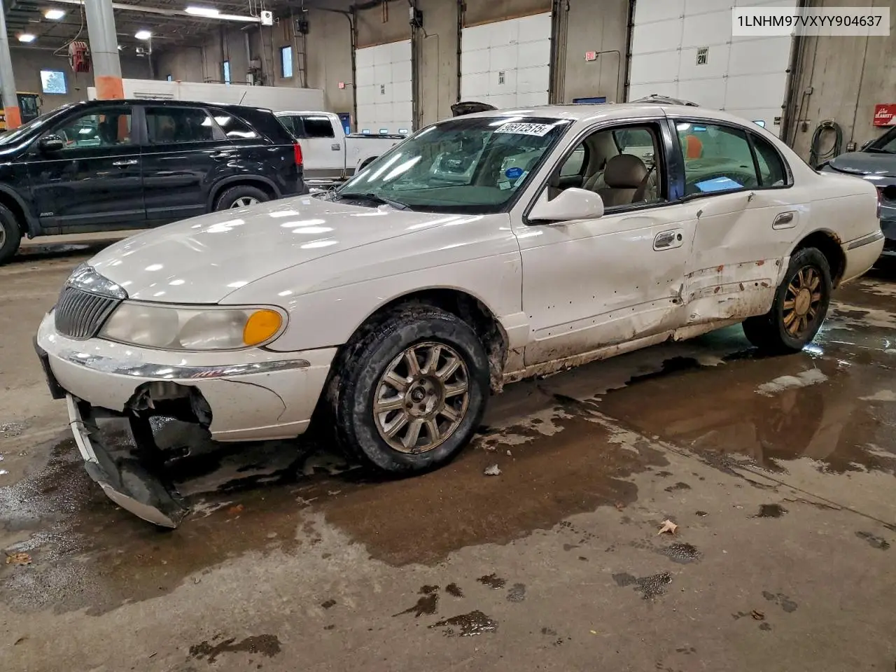 1LNHM97VXYY904637 2000 Lincoln Continental