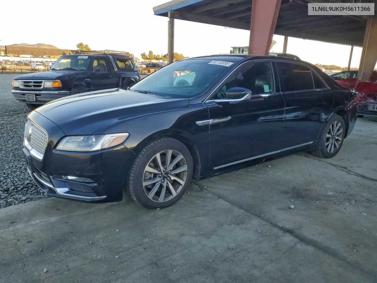 1LN6L9UK0H5611366 2017 Lincoln Continental