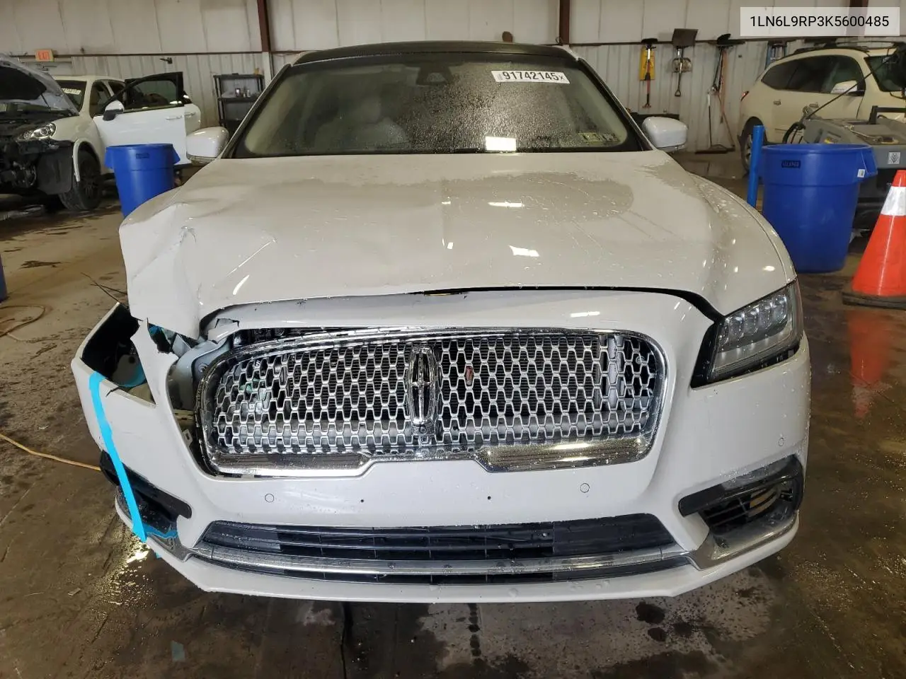 1LN6L9RP3K5600485 2019 Lincoln Continental Reserve