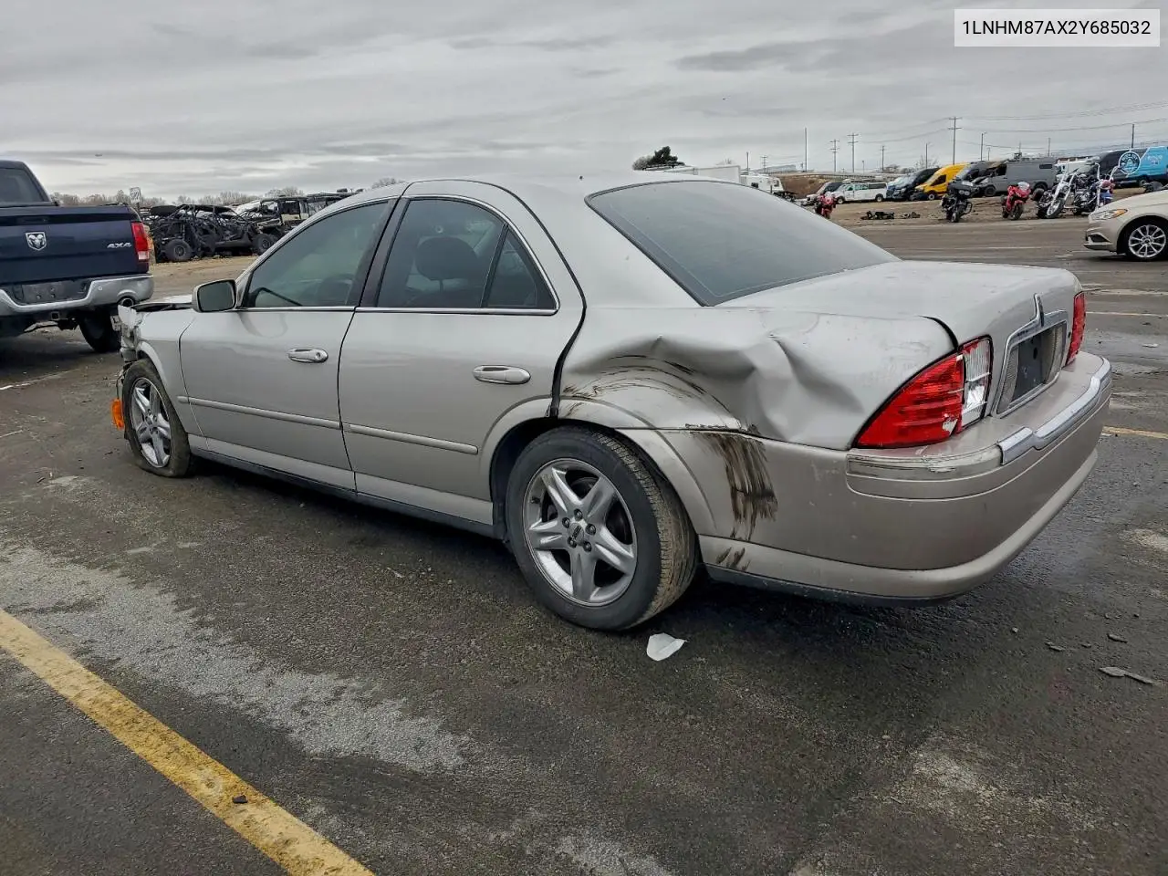 1LNHM87AX2Y685032 2002 Lincoln Ls
