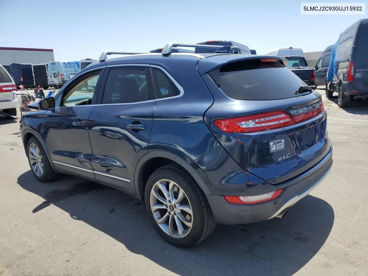 5LMCJ2C93GUJ15932 2016 Lincoln Mkc Select