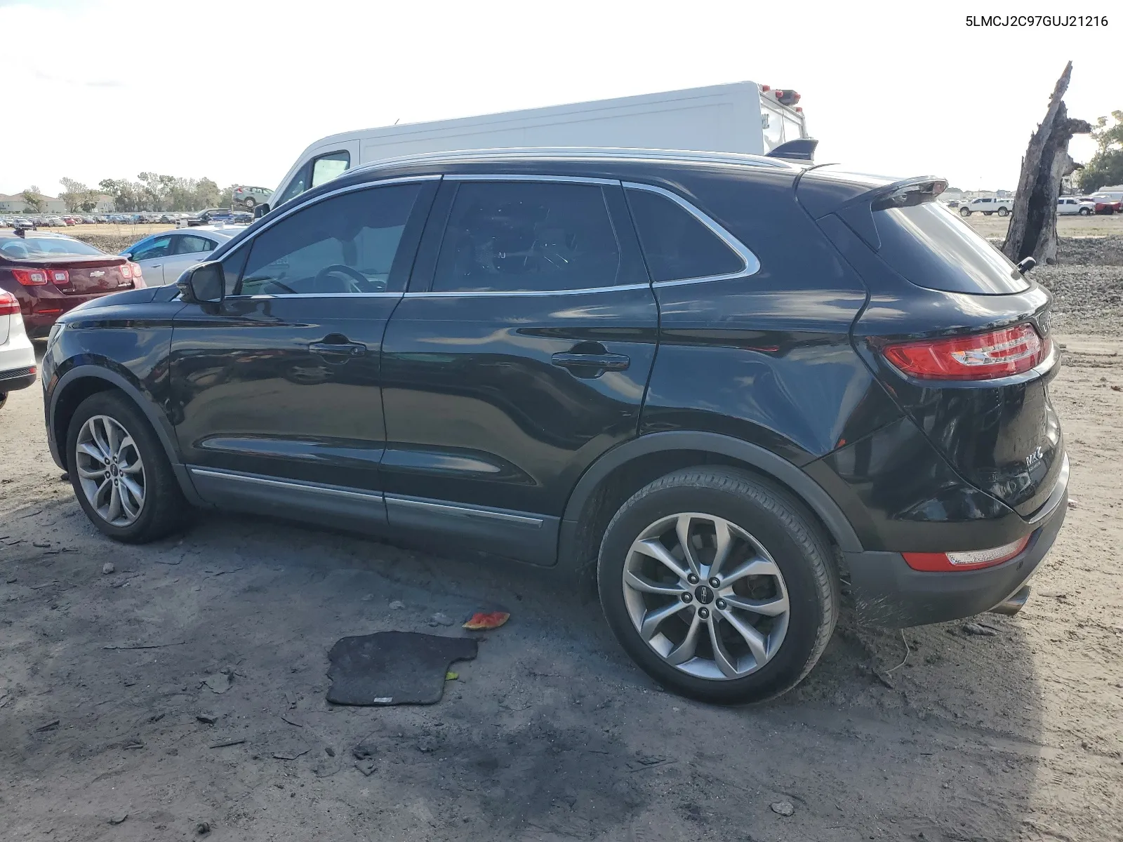 5LMCJ2C97GUJ21216 2016 Lincoln Mkc Select