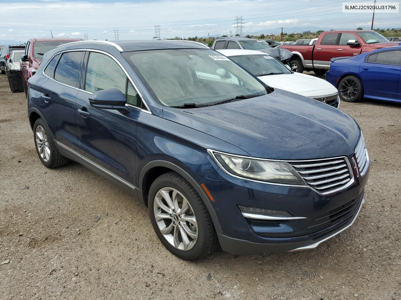 5LMCJ2C92GUJ31796 2016 Lincoln Mkc Select