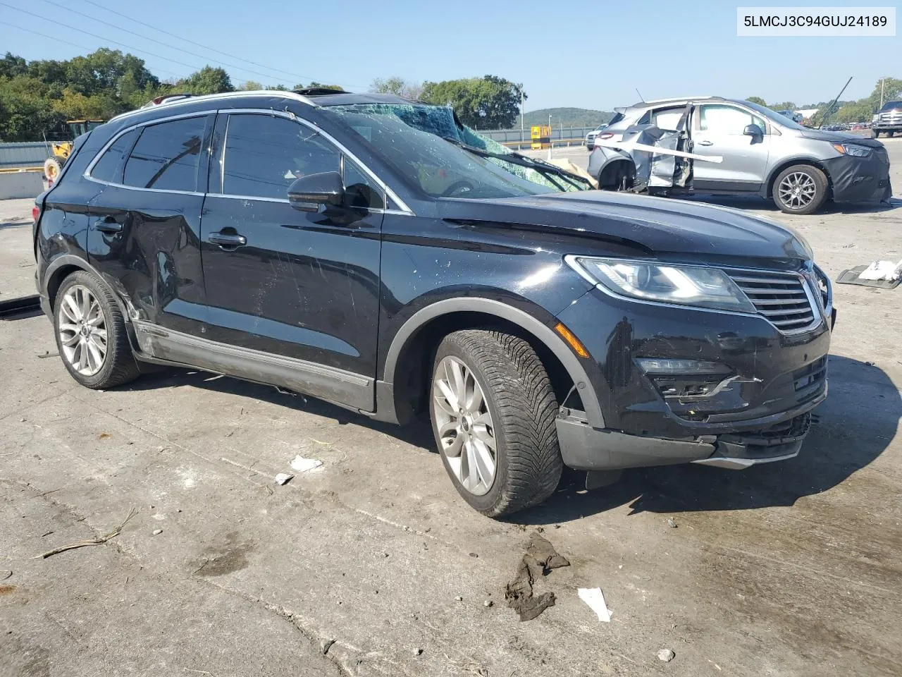 5LMCJ3C94GUJ24189 2016 Lincoln Mkc Reserve