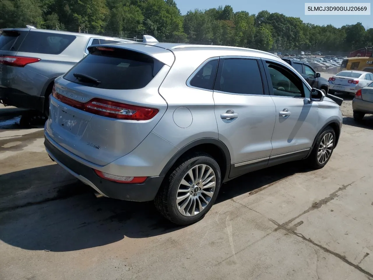 5LMCJ3D90GUJ20669 2016 Lincoln Mkc Reserve