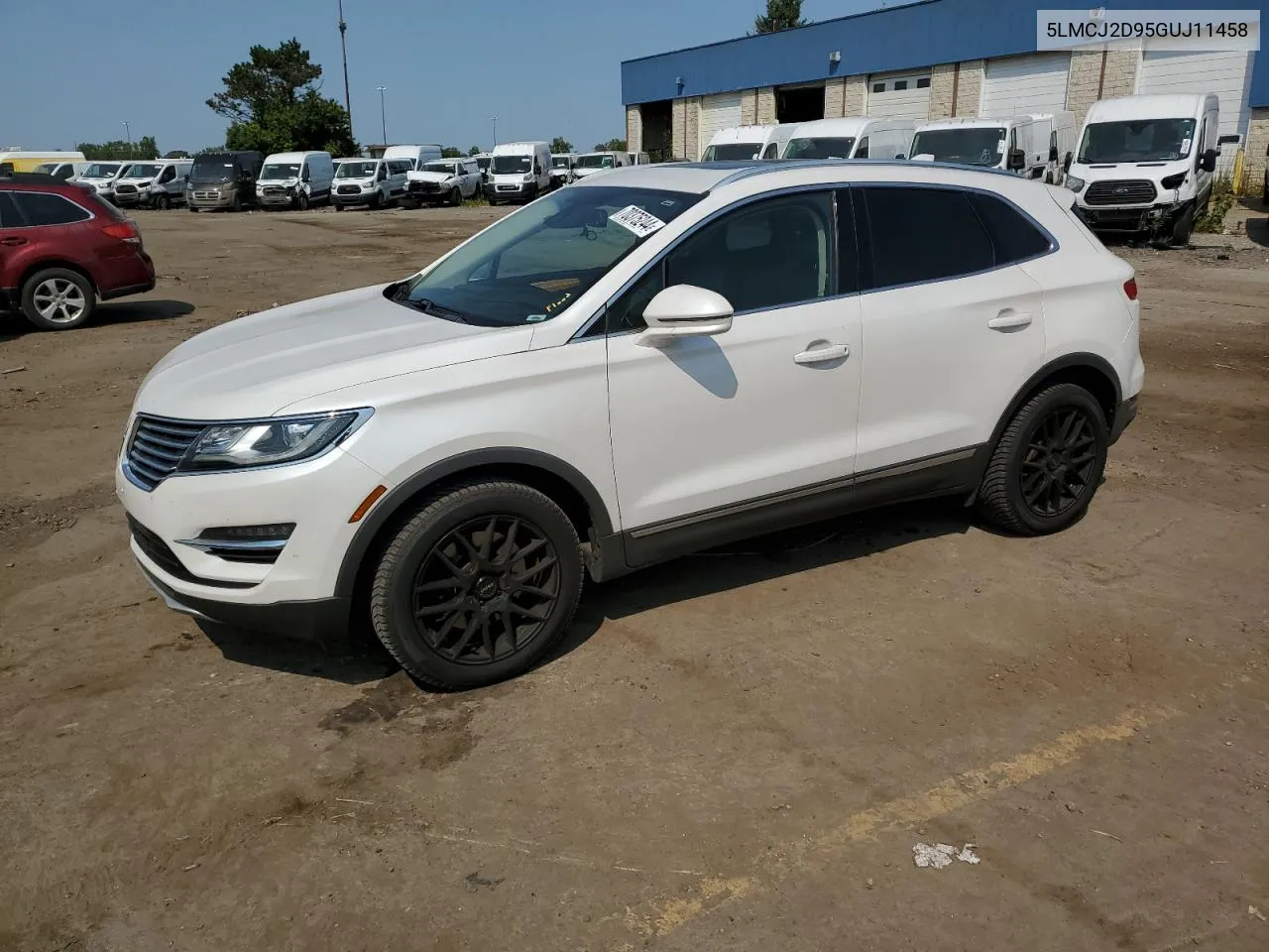 2016 Lincoln Mkc Select VIN: 5LMCJ2D95GUJ11458 Lot: 70375244